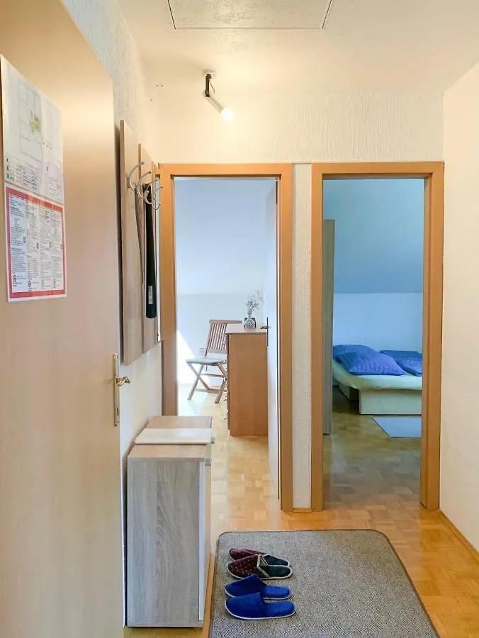Ela'S Apartment Komenda